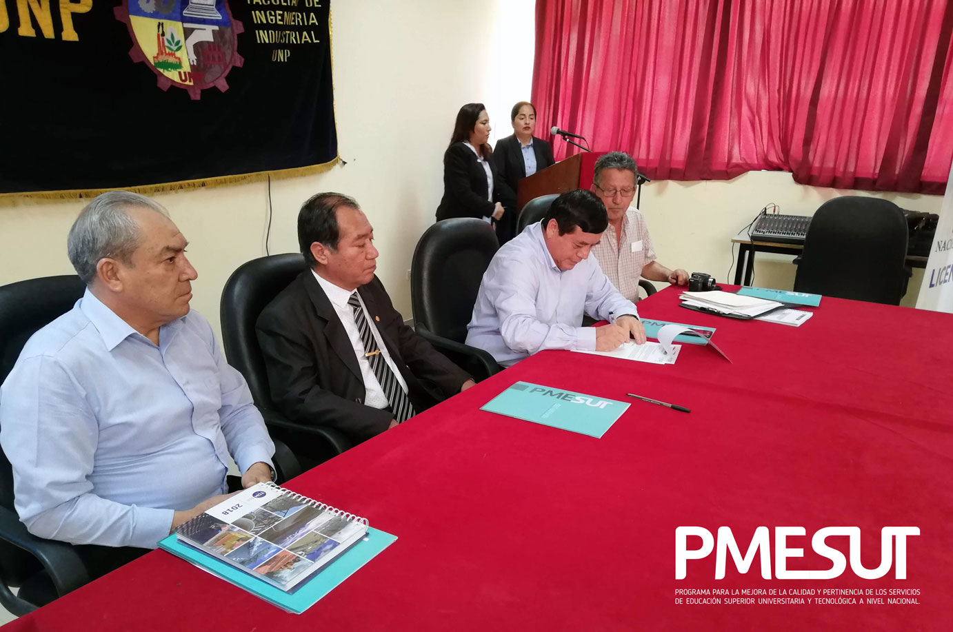 "Archivo HTML Nueva infraestructura y equipamiento para laboratorios de la Facultad de Ingeniería Industrial de la Universidad Nacional de Piura"