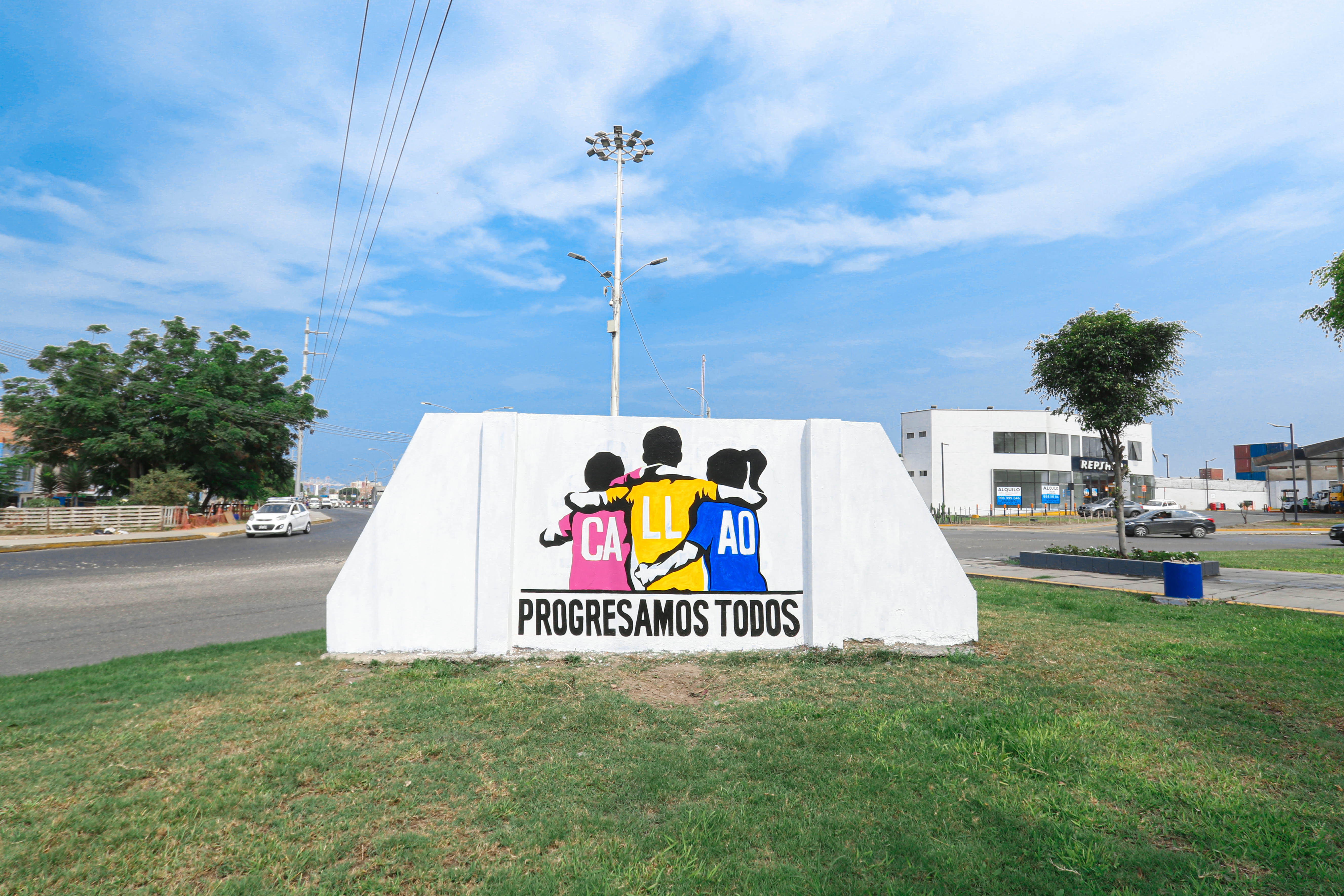 Trabajamos en el mantenimiento de dos lugares históricos y emblemáticos para los chalacos: los óvalos “El Obelisco” y “Centenario.