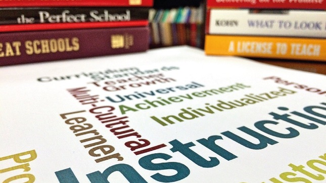 "Archivo HTML Convocan a universidades públicas para mejorar nivel de inglés de docentes investigadores"