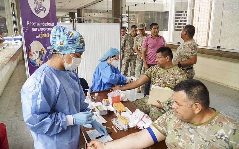 imagen 5 de Miembros del Ejército del Perú participaron de campaña de despistaje de cáncer de próstata