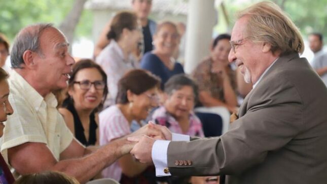 Alcalde Diego Uceda cumplió promesa y entregó obras en el CIAM