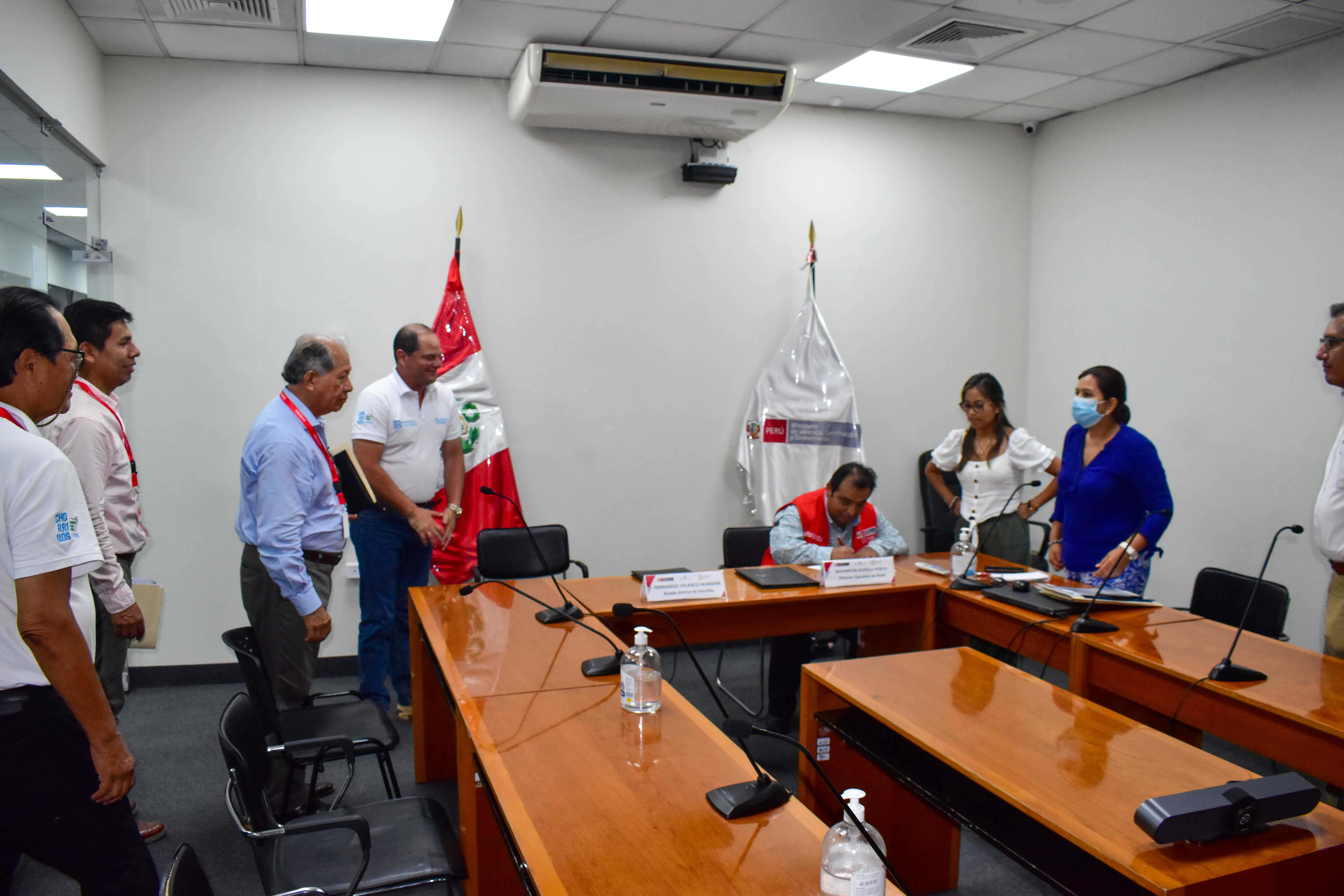 Actividad se dio en la sede principal del Ministerio de Vivienda.
