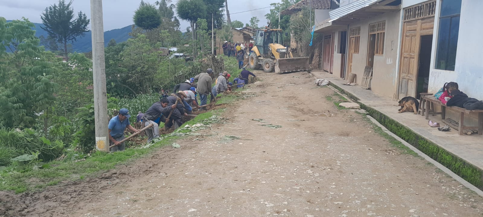 Municipalidad Distrital y Vecinos dan nicio a la contruccion de Muro de Contención