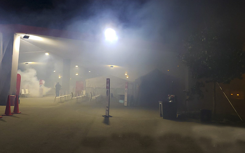 imagen2 de Fumigan centros de vacunación de Lima Centro para prevenir propagación de dengue