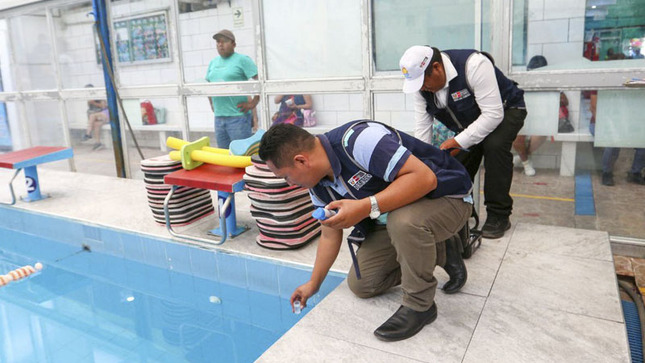 imagen1 de Diris Lima Centro interviene piscinas en San Juan de Lurigancho