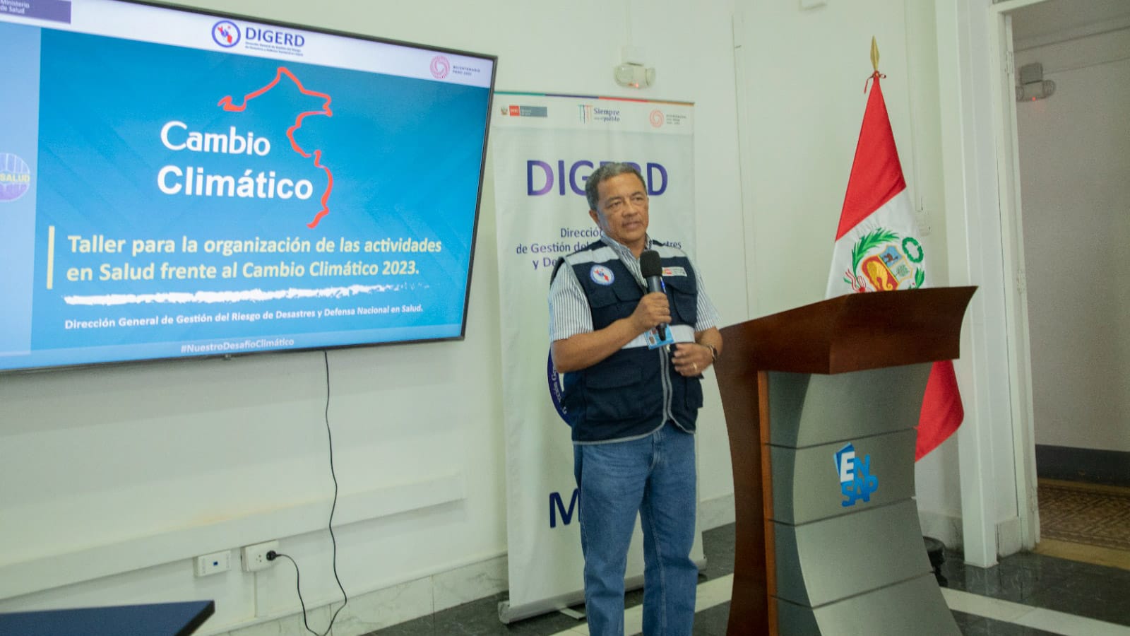 Minsa realiza taller de trabajo frente al cambio climático 2023