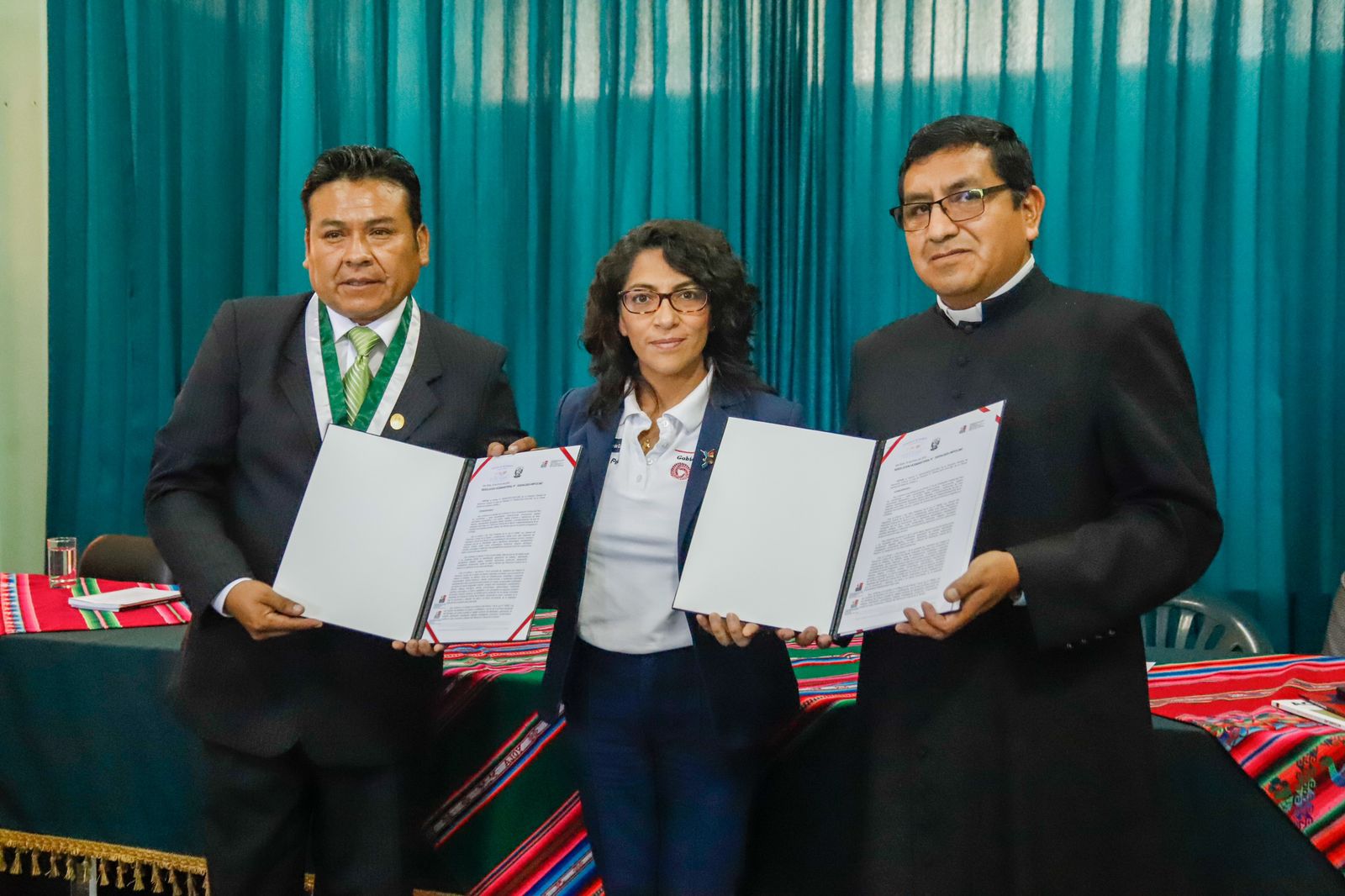 Ministra de Cultura inauguró primera biblioteca municipal en Tacna