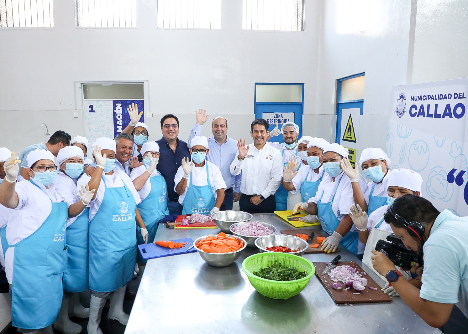 Nuestro alcalde Pedro Spadaro, junto al Ministro de Desarrollo e Inclusión social, Julio Demartini, encabezaron el relanzamiento del comedor popular “Teresa Izquierdo”.