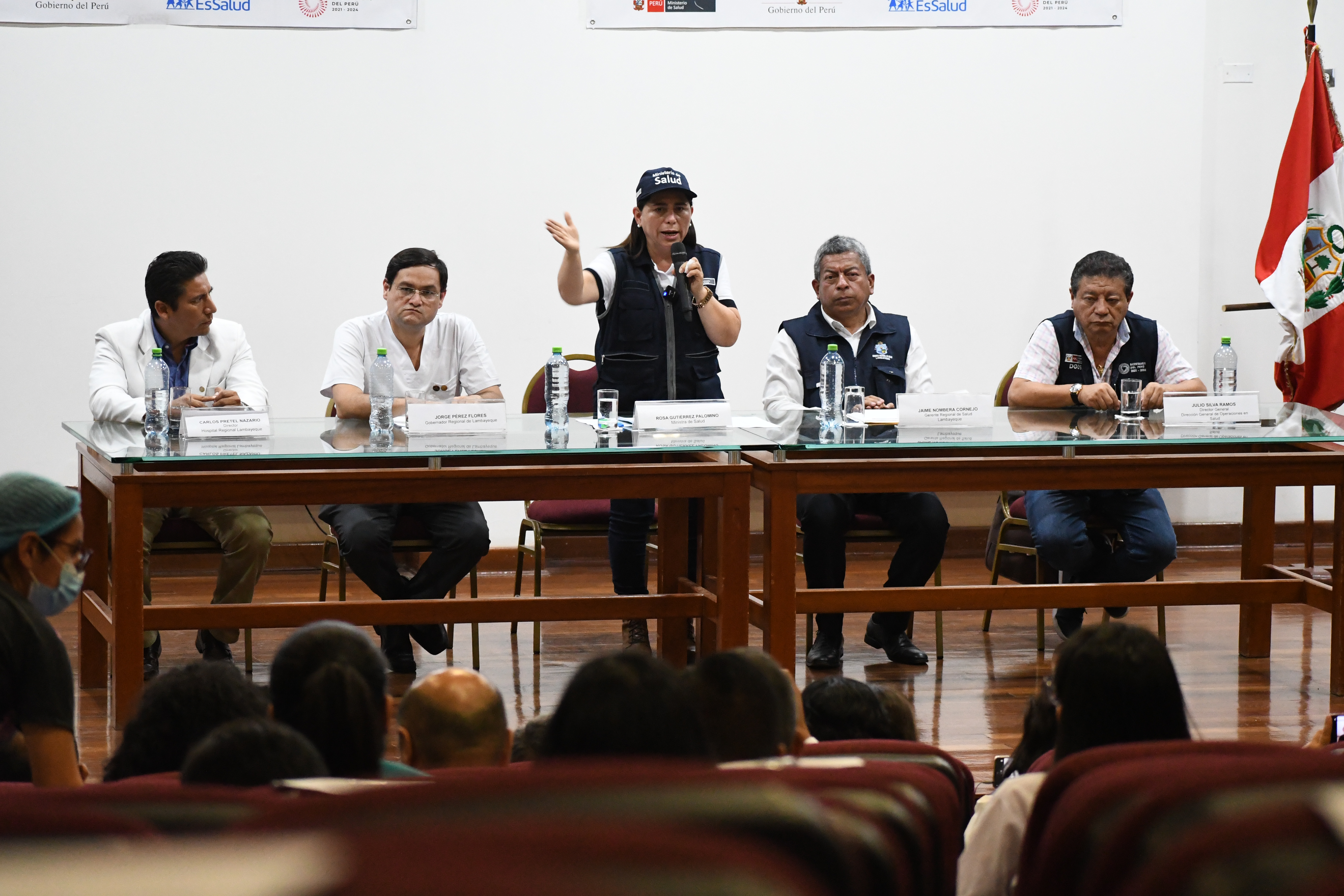 Ministra de Salud verificó plan de desembalse quirúrgico en Lambayeque