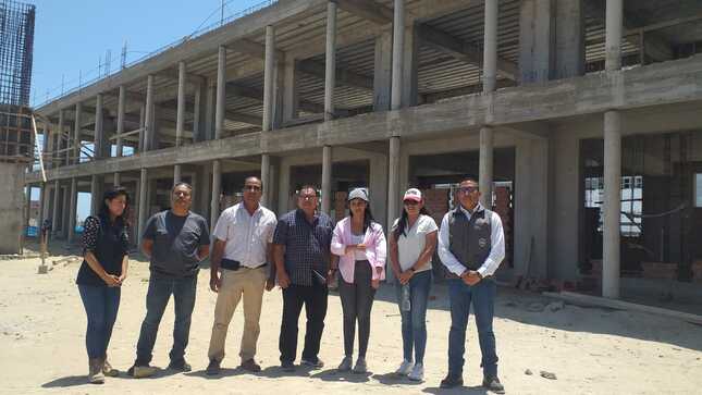Consejera Regional Norma Ortega Valdivia, Representantes De La UNSA Y Regidores De La MPC Realizaron Inspección A Construcción UNSA-CAMANÁ