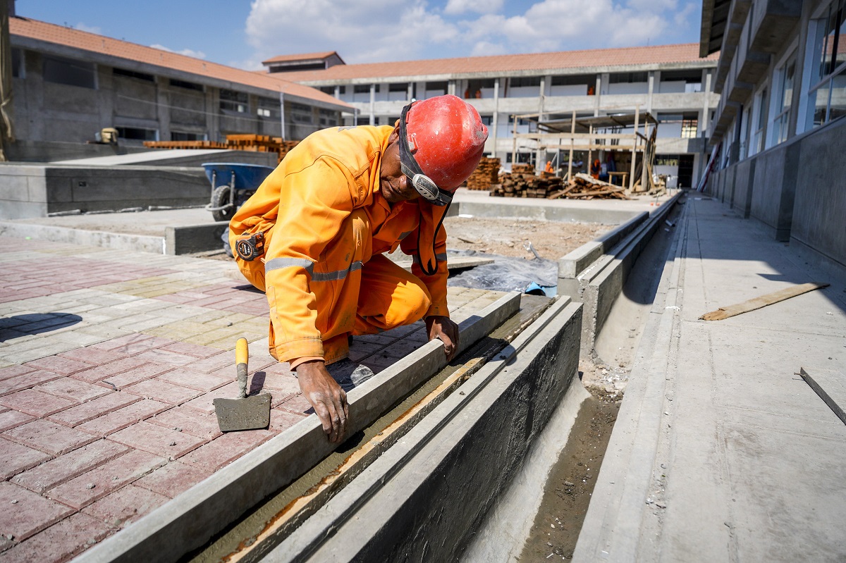 Minedu asigna más de S/6 millones para el mantenimiento de 1428 locales educativos en la región Arequipa