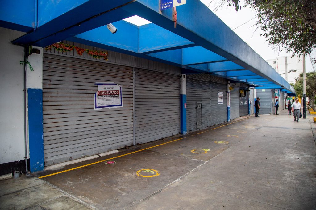 Mercado-Santa-Cruz-1024x683.jpg