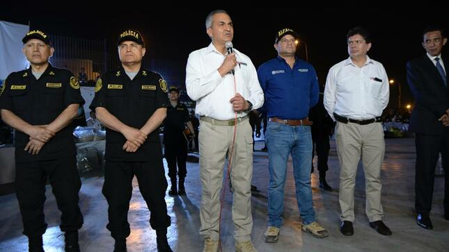 Ministro Vicente Romero destaca trabajo conjunto entre PNP y municipalidades para luchar contra la delincuencia 