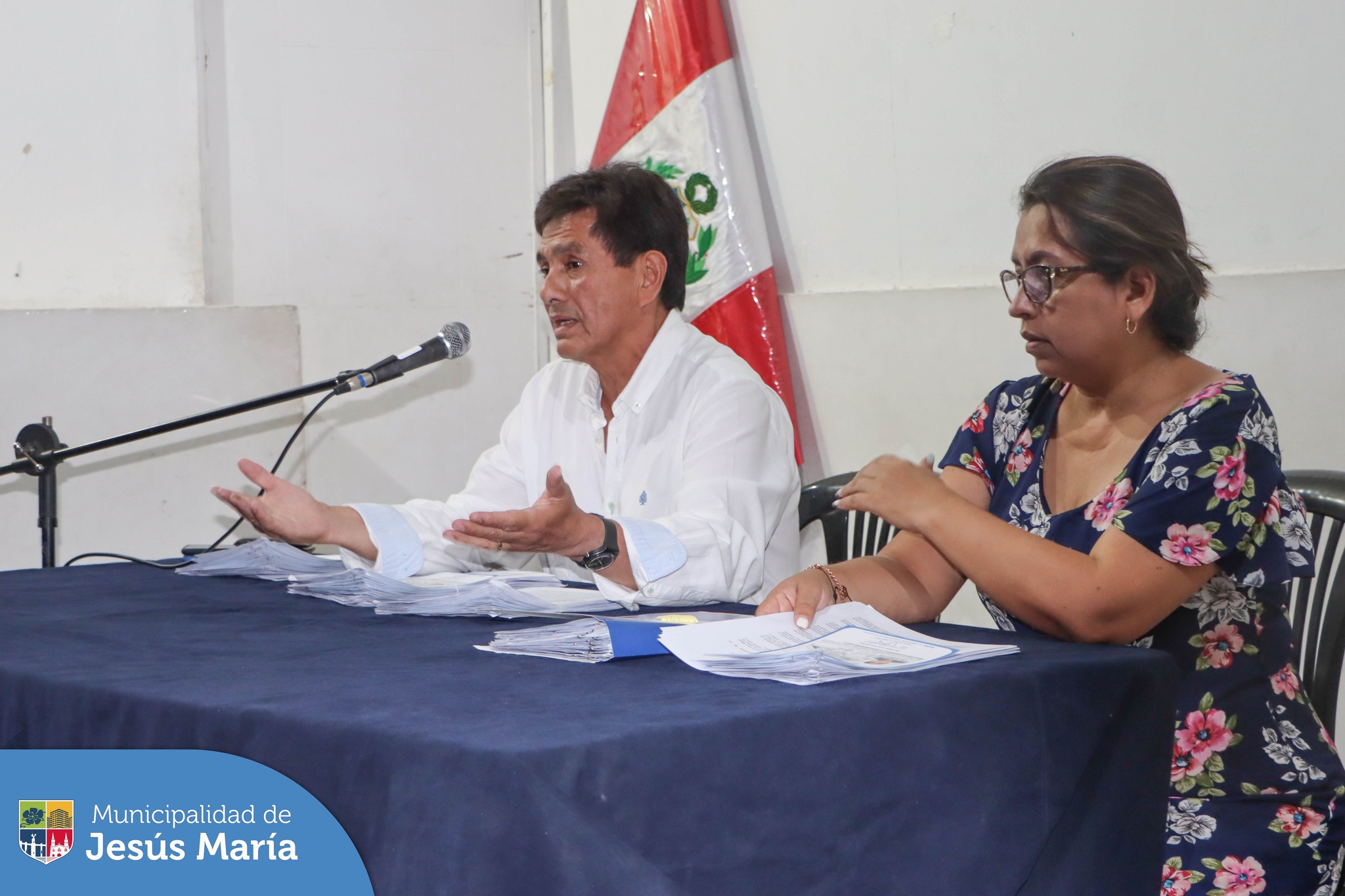Buscando promover la actividad económica de los emprendedores