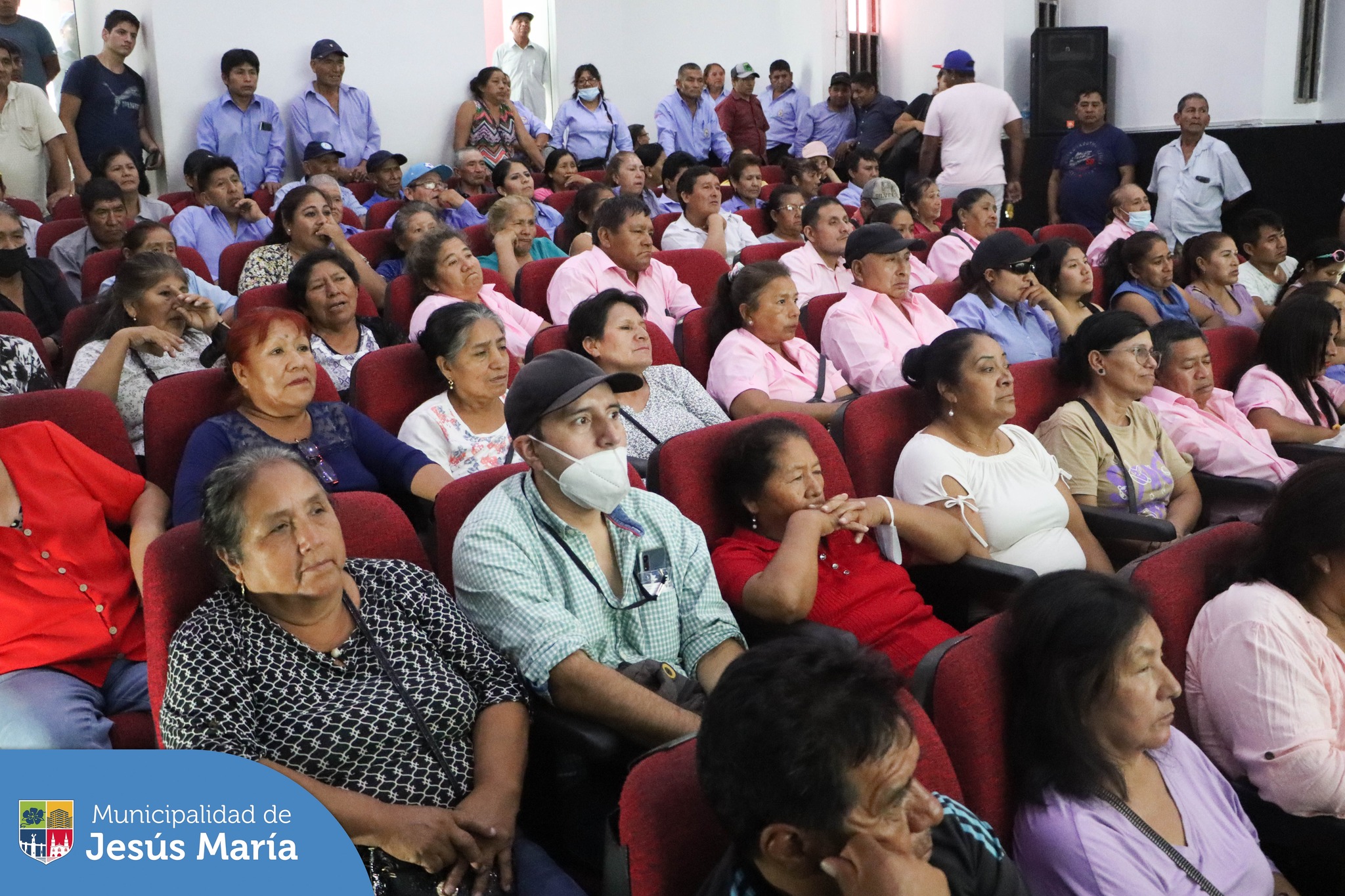 Buscando promover la actividad económica de los emprendedores