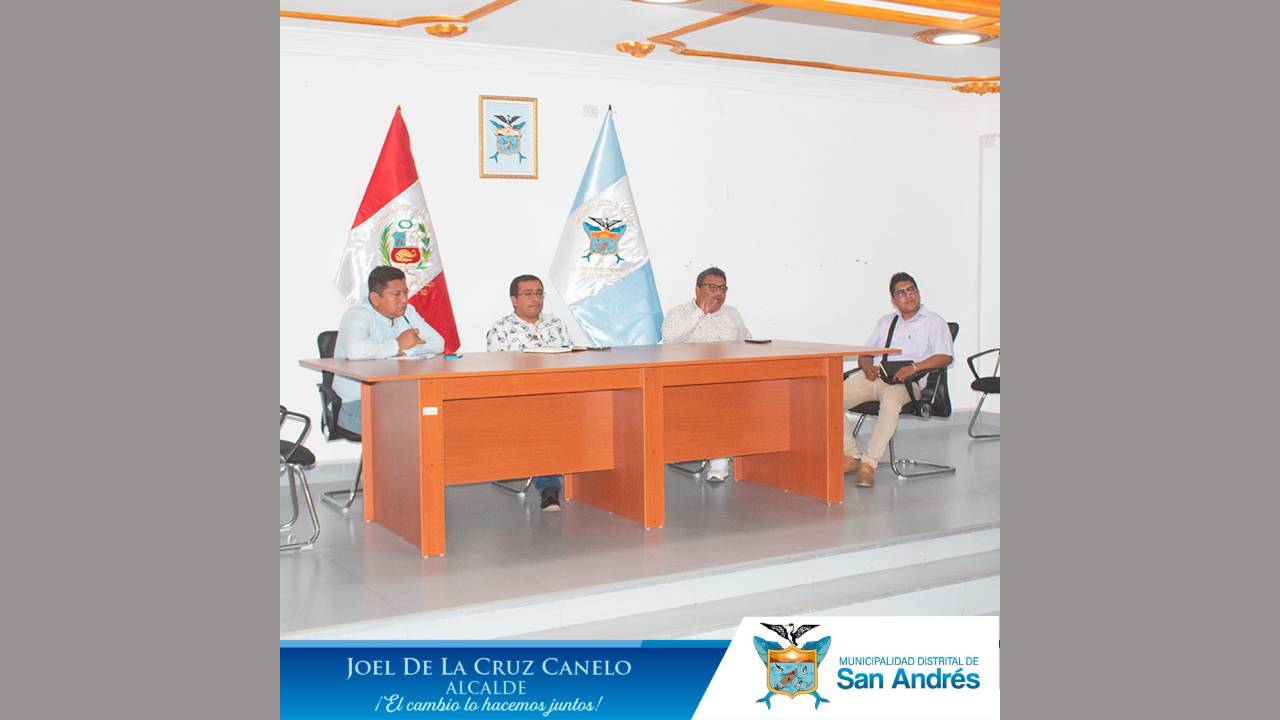 Alcalde Joel De La Cruz Y Funcionarios Se Reunieron Con Moradores De Naciones Unidas