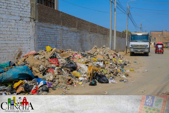 Los trabajos de rescojo de residuos sólidos continúan en distintos sectores de nuestra provincia, desde el primer día de la gestión nuestro compromiso es recuperar el orden y limpieza del ornato de nuestra ciudad, por ello con maquinarias pesadas llegamos hasta el Psje