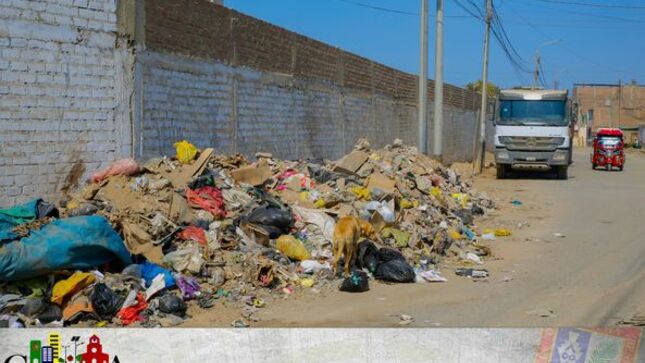 Los trabajos de rescojo de residuos sólidos continúan en distintos sectores de nuestra provincia,  desde el primer día de la gestión nuestro compromiso es recuperar el orden y limpieza del ornato de nuestra ciudad, por ello con maquinarias pesadas llegamos hasta el Psje