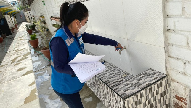 Escolares en riesgo por corte del agua potable