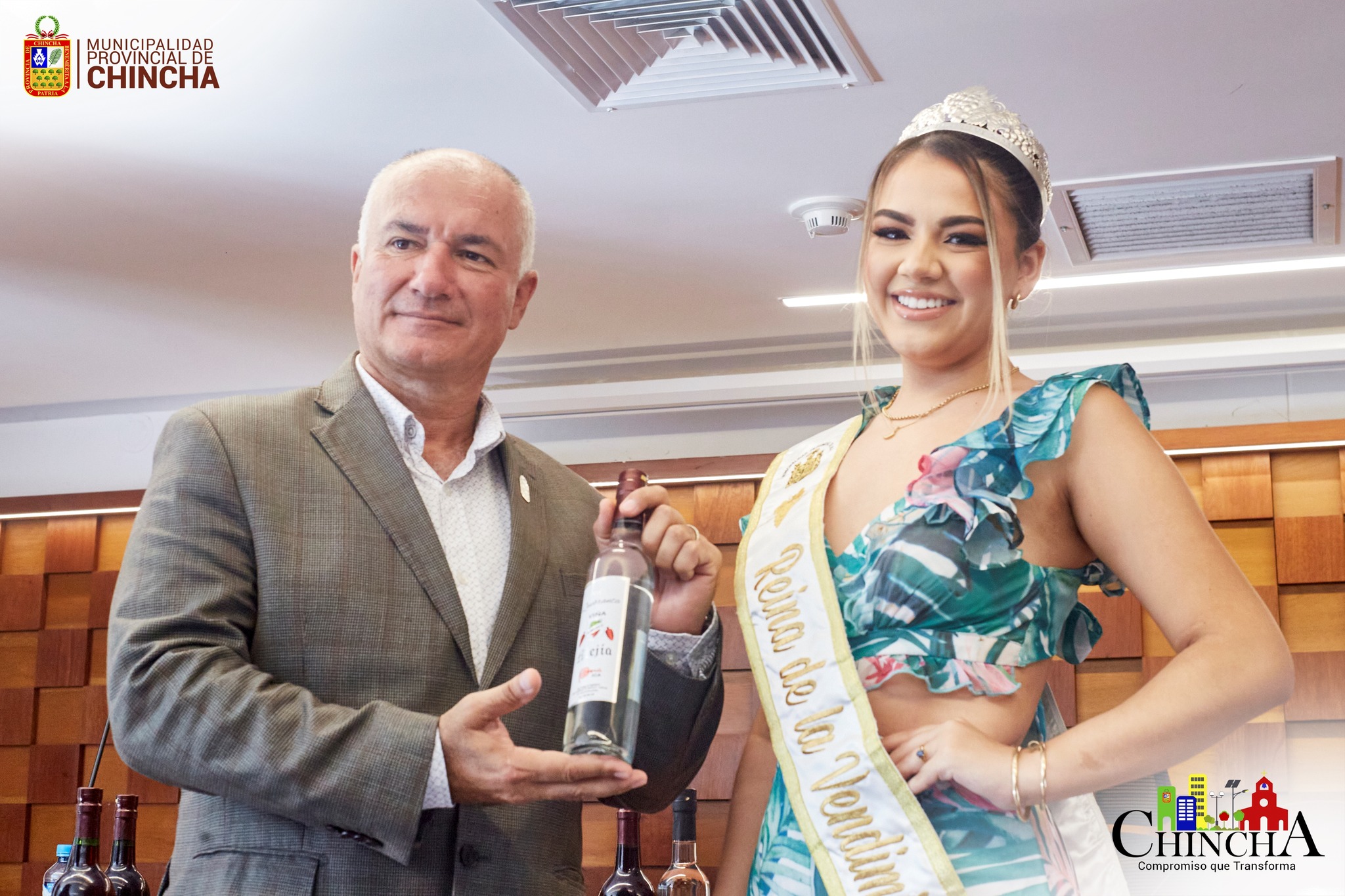 El burgomaestre de la provincia de Ica agradeció la deferencia y acogida de la provincia hermana de chincha, en dicha actividad se realizó una rueda de prensa para celebrar después de 4 años de confinamiento, las festividades de la vendimia Ica 2023, dónde los más beneficiados es la población de la región, por lo que estás actividades atrae al turismo.