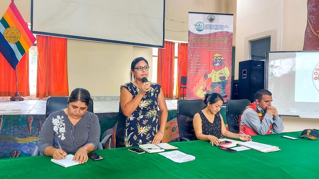 Realizan taller de sensibilización con autoridades locales sobre prevención y control de incendios forestales