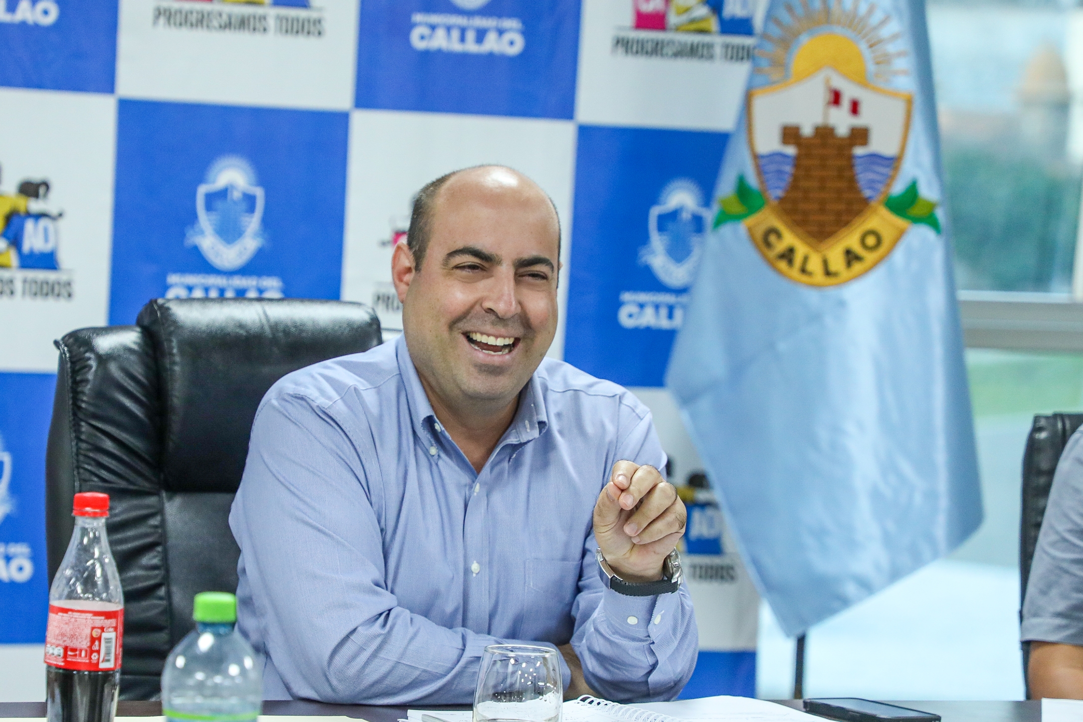El alcalde Pedro Spadaro, recibió a los representantes de las hermandades del Callao; como la del Señor del Mar, Virgen del Carmen, San Martín de Porres, entre otras.
