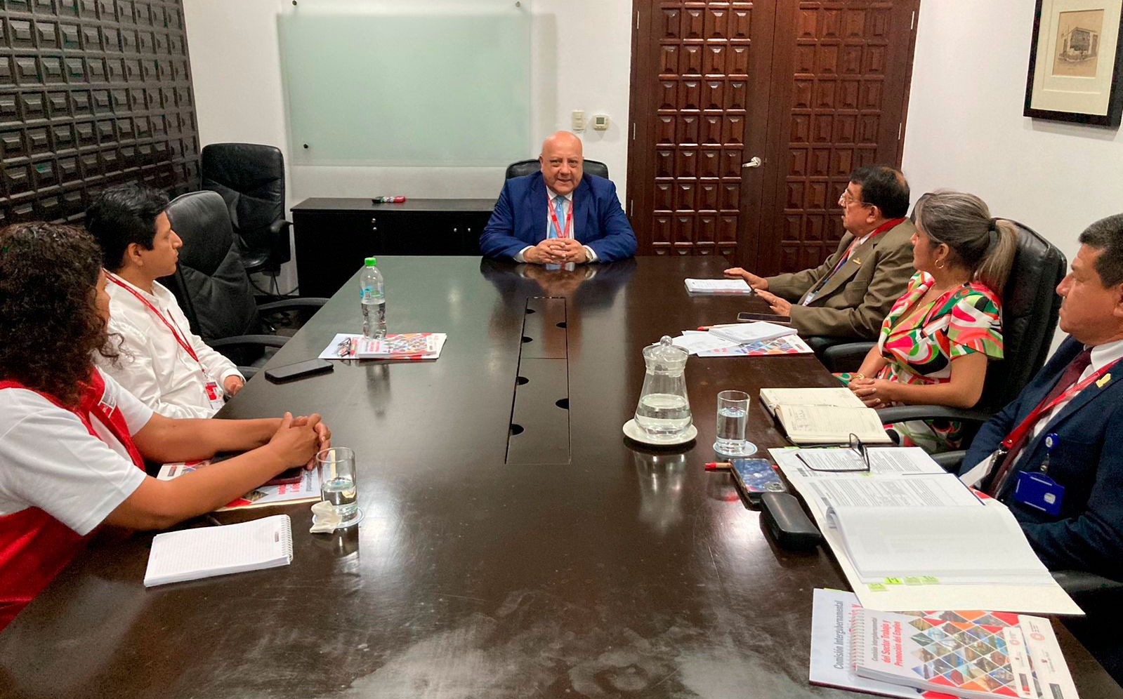 Ministro Alfonso Adrianzén anuncia transferencia de más de S/ 19 millones para generar empleos temporales en La Libertad