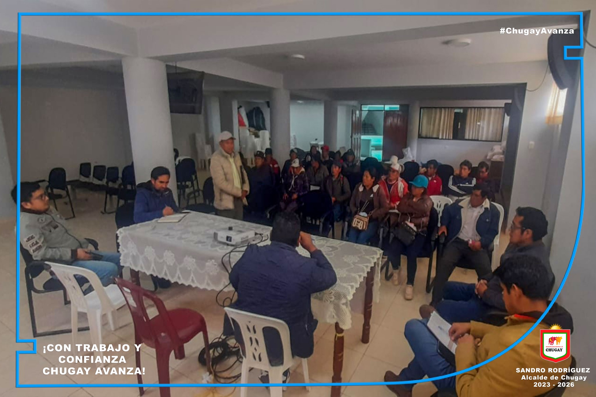 Como parte de la política de gestión de trabajar en conjunto con los caseríos y sectores de Chugay, el burgomaestre distrital, Sandro Rodríguez Arteaga, participó de una importante reunión...