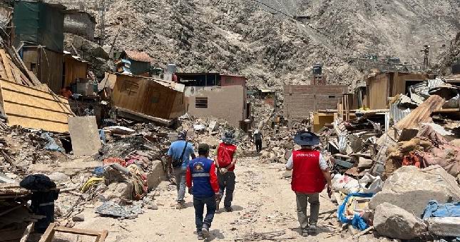 Contraloría identifica deficiencias en entrega de apoyo a damnificados de huaicos y riesgo latente en zonas de emergencia
