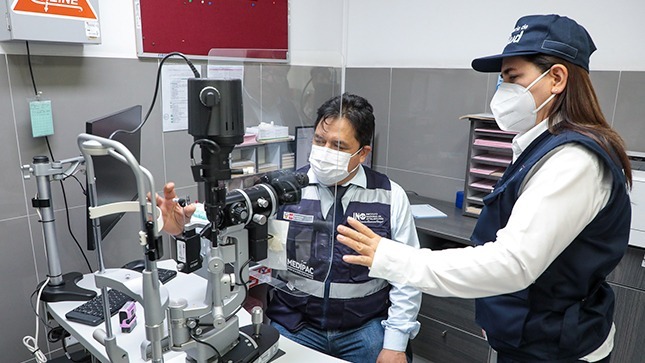 Ministra Rosa Gutiérrez realizó visitas inopinadas a diversos establecimientos de salud de Lima centro y este 