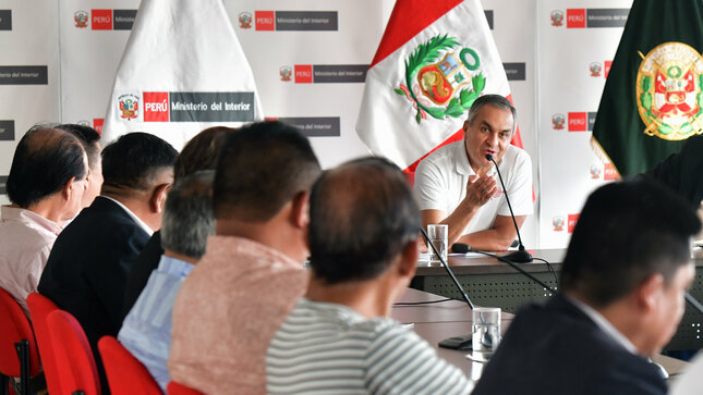Ministro del Interior, Vicente Romero, se reunió con representantes de las Mypes.
