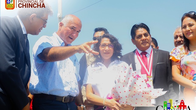 El Ing. Saludo y felicito a nombre de la provincia, la declaratoria y protección cómo patrimonio cultural, dónde comprometió a la ministra a visitar los Petroglifos de Huancor, que es historia e identidad de los chinchanos, que además tenemos gastronomía, folklore y cultura .