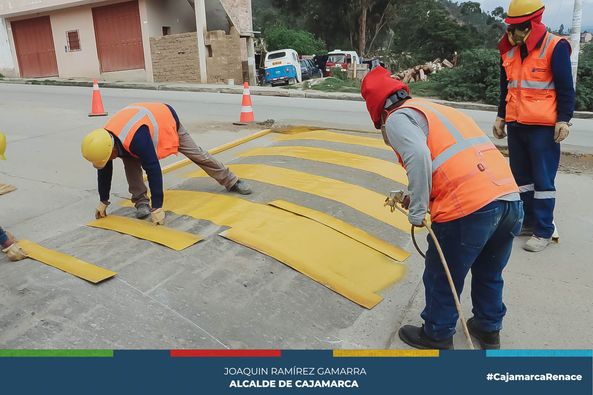 Continúan Trabajos de Señalización en Cajamarca