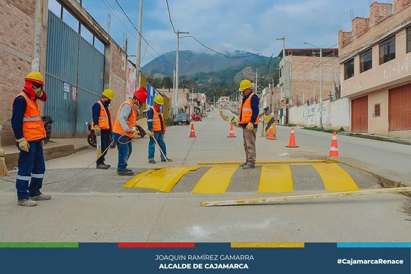 Continúan Trabajos de Señalización en Cajamarca