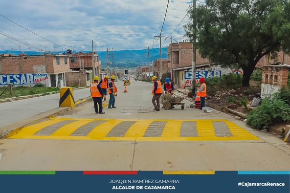 Continúan Trabajos de Señalización en Cajamarca