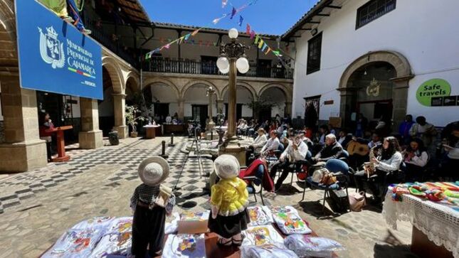 Clausura de Cursos Cortos por Carnaval