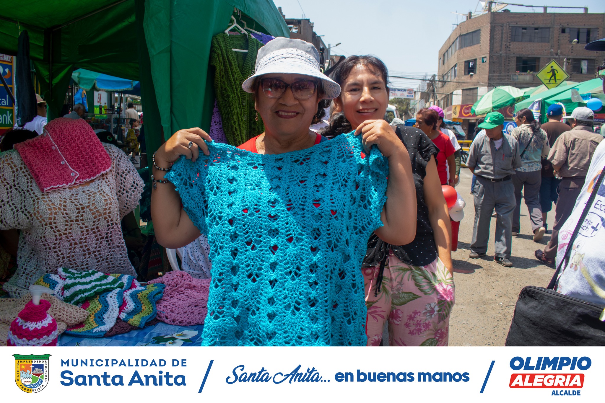 Con el fin de mejorar su calidad de vida e integrarlos al desarrollo social, se llevo a cabo la exhibición de los trabajos de manualidades del Adulto Mayor y Omaped, realizado en el Mercado Lampa de Oro.
#santaanitaenbuenasmanos
#Olimpioalegria