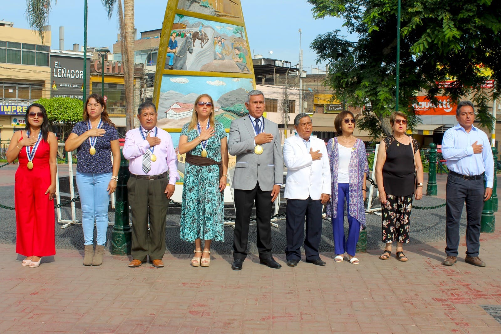 Alcalde provincial y regidores participaron de ceremonia por aniversario del Hospital San Juan Bautista y del Comité de Damas de Huaral