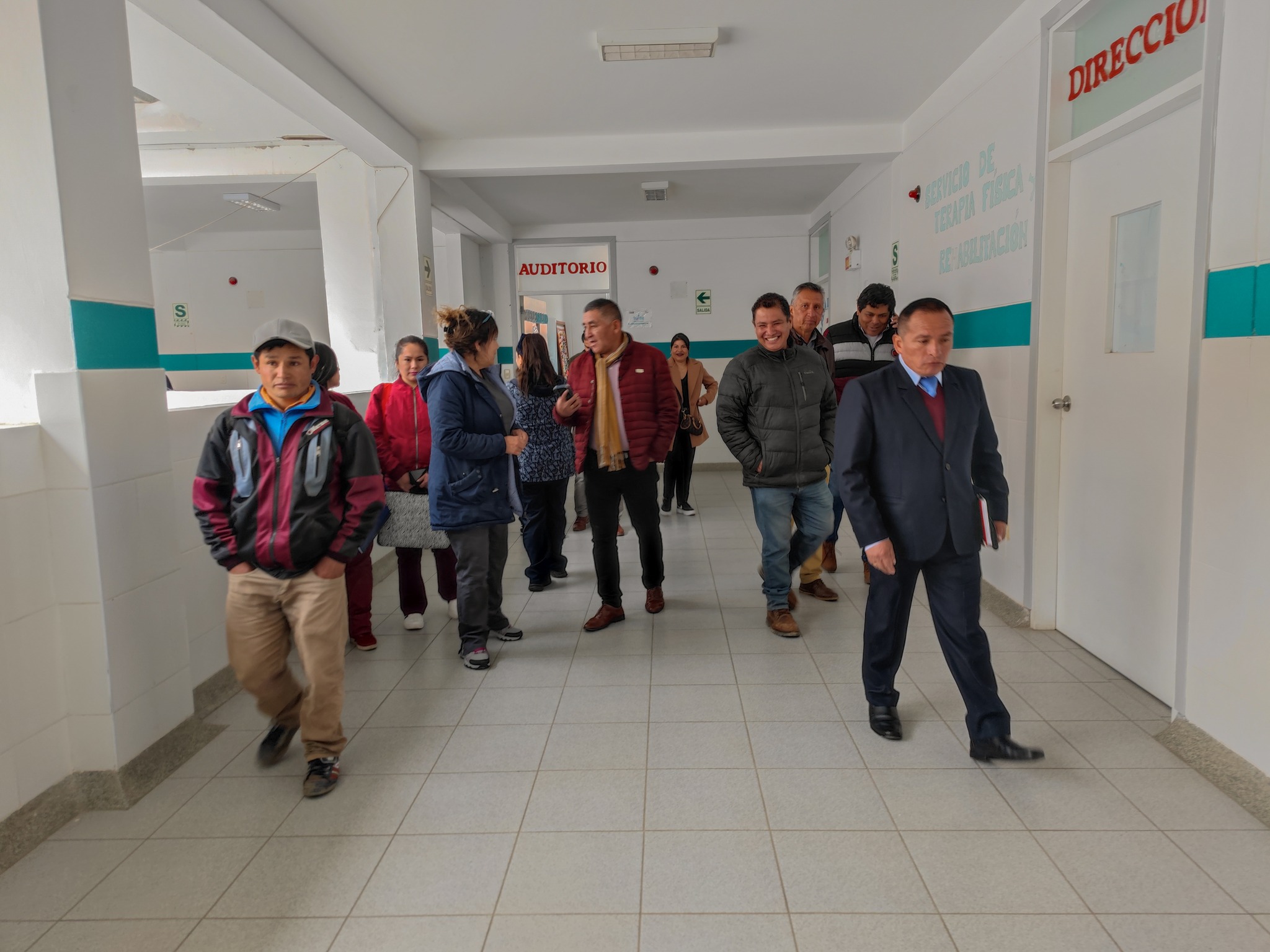 representantes de Salud y EducaciΓ³n.