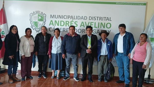 Reunión para realizar la feria de la Chacra a la Olla