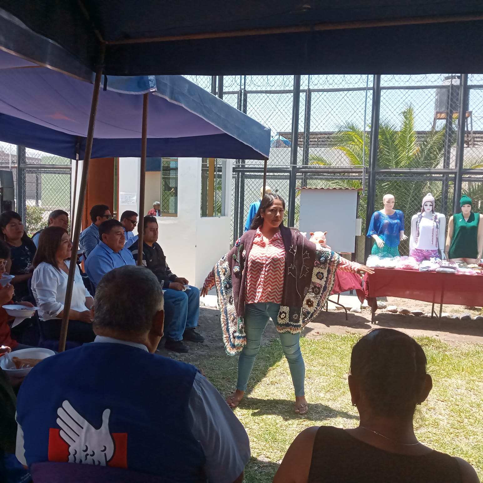 DIRCETUR apoya trabajo artesanal de las internas del penal de mujeres