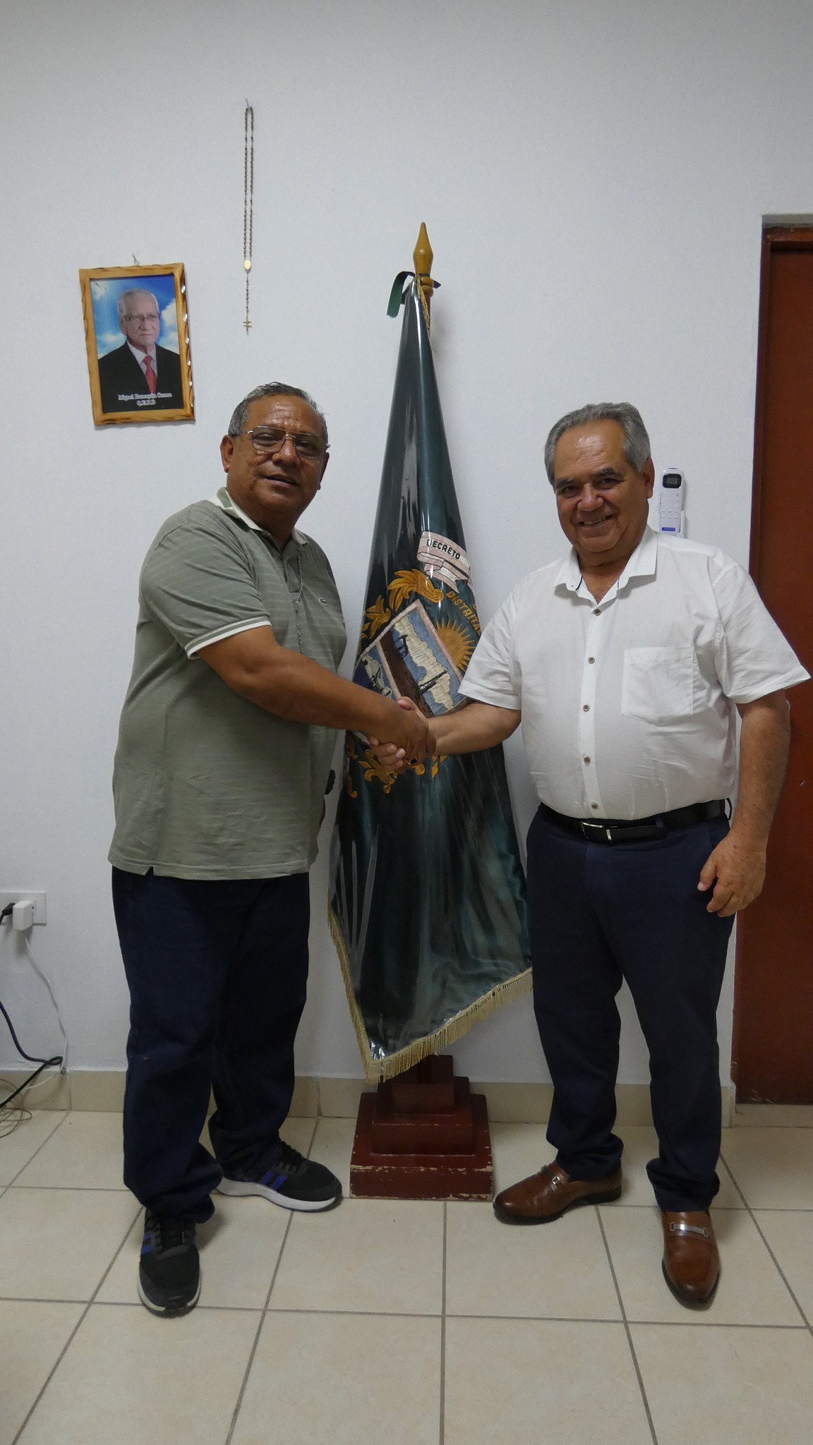 Alcalde Reedy bancayan se reúne con Congresista Piurano Miguel Ciccia Vasquez