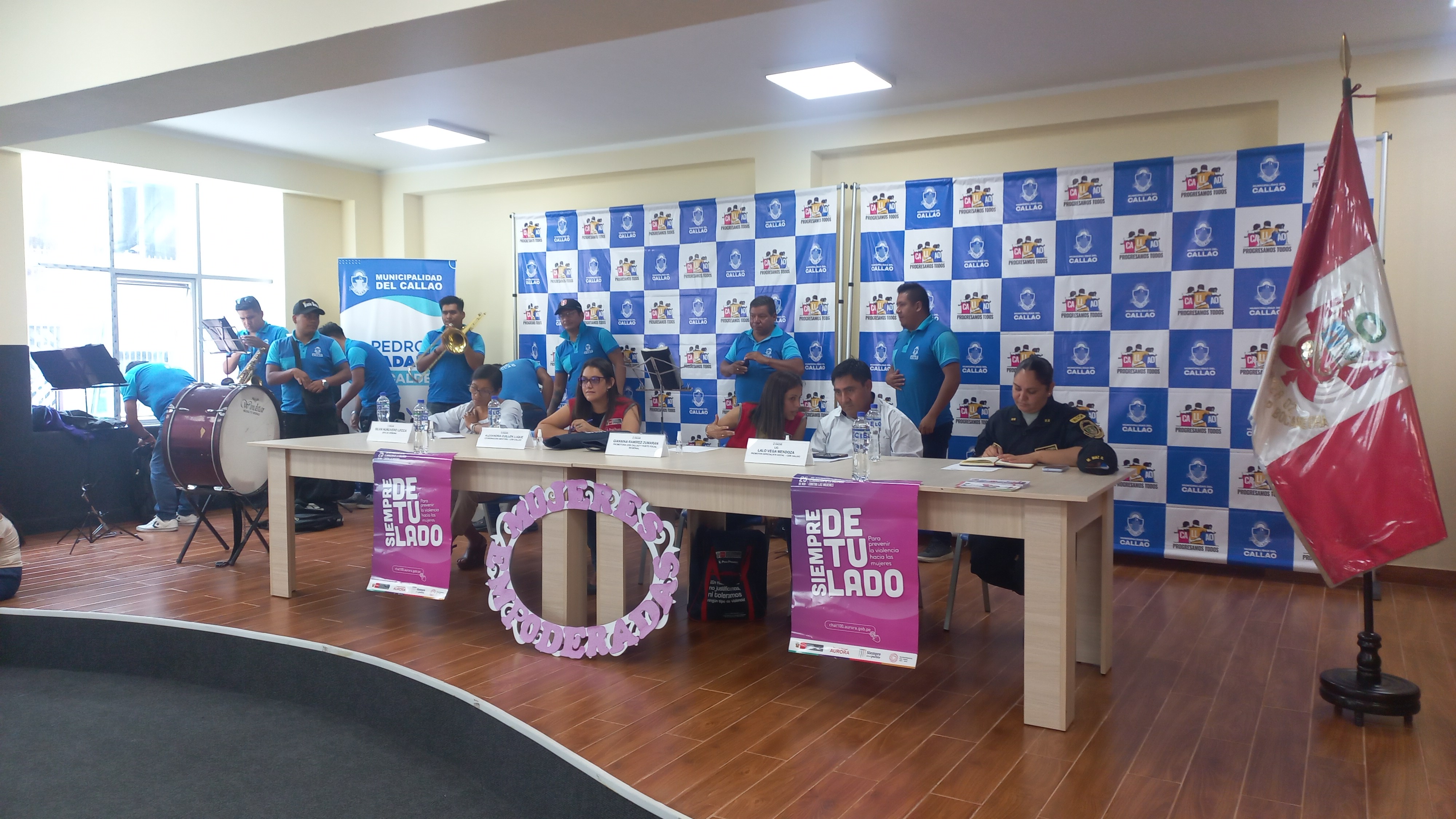 La subgerencia de la protección a la mujer y poblaciones vulnerables, realizó un conversatorio ameno y objetivo con las mujeres del Callao