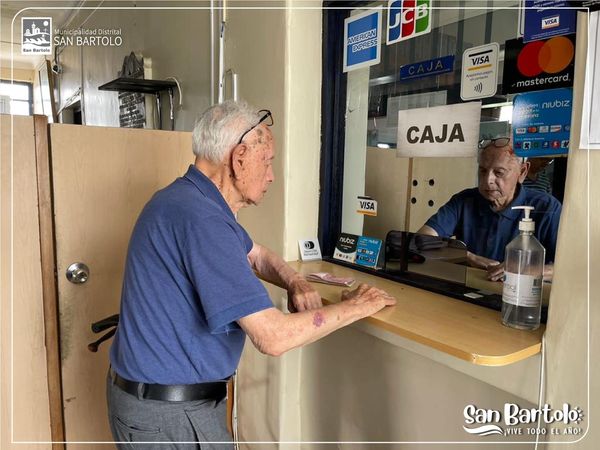 realizando los pagos de sus impuestos municipales