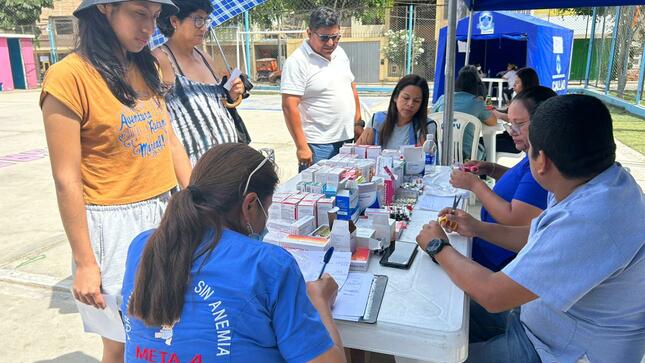 Nuestra gerencia de Salud realizó una gran campaña de salud en la Urbanización Las Fresas