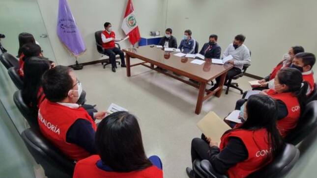 Contraloría identifica a 13 funcionarios con presunta responsabilidad penal por transferencias irregulares en el Hospital Regional de Ayacucho
