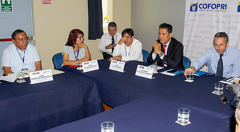Instalan mesa de trabajo para empezar a destrabar los procesos de titulación en Huarochirí