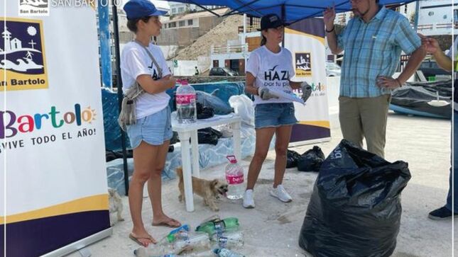 Nuestro Alcalde siempre apoyando  en cada evento