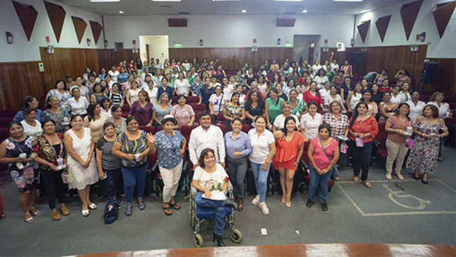 Gobierno Regional rindió homenaje por el "Día Internacional de la Mujer"