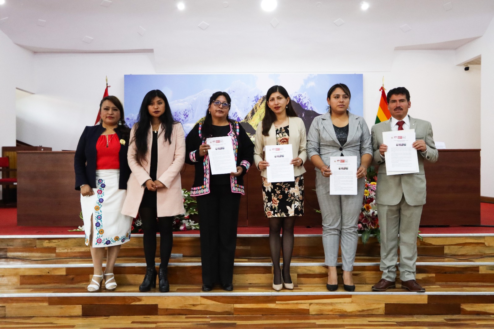 SUSCRIPCIÓN DE AGENDA REGIONAL DE LAS MUJERES